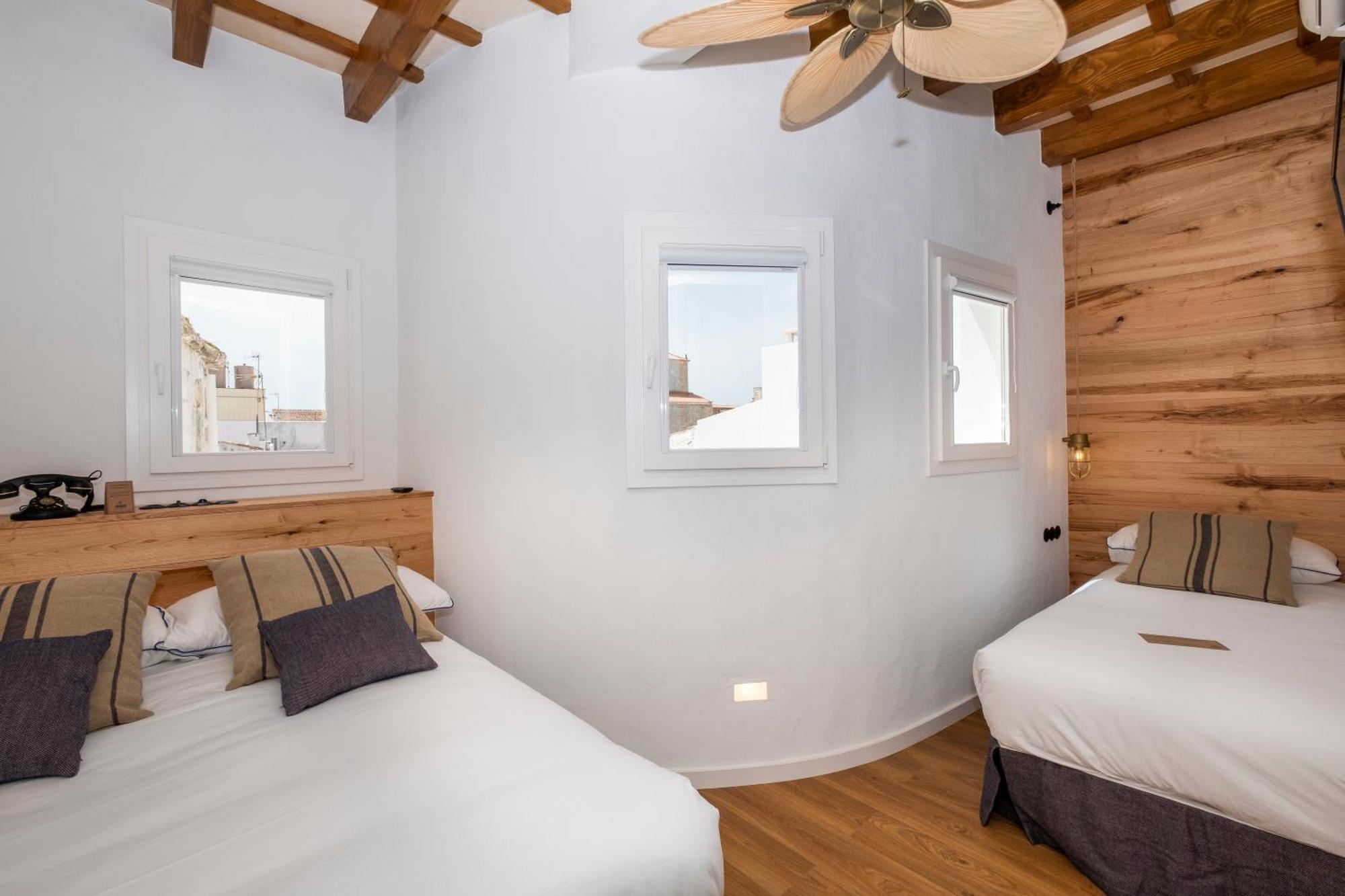 Nao Catedral Boutique Hotel Ciutadella  Oda fotoğraf